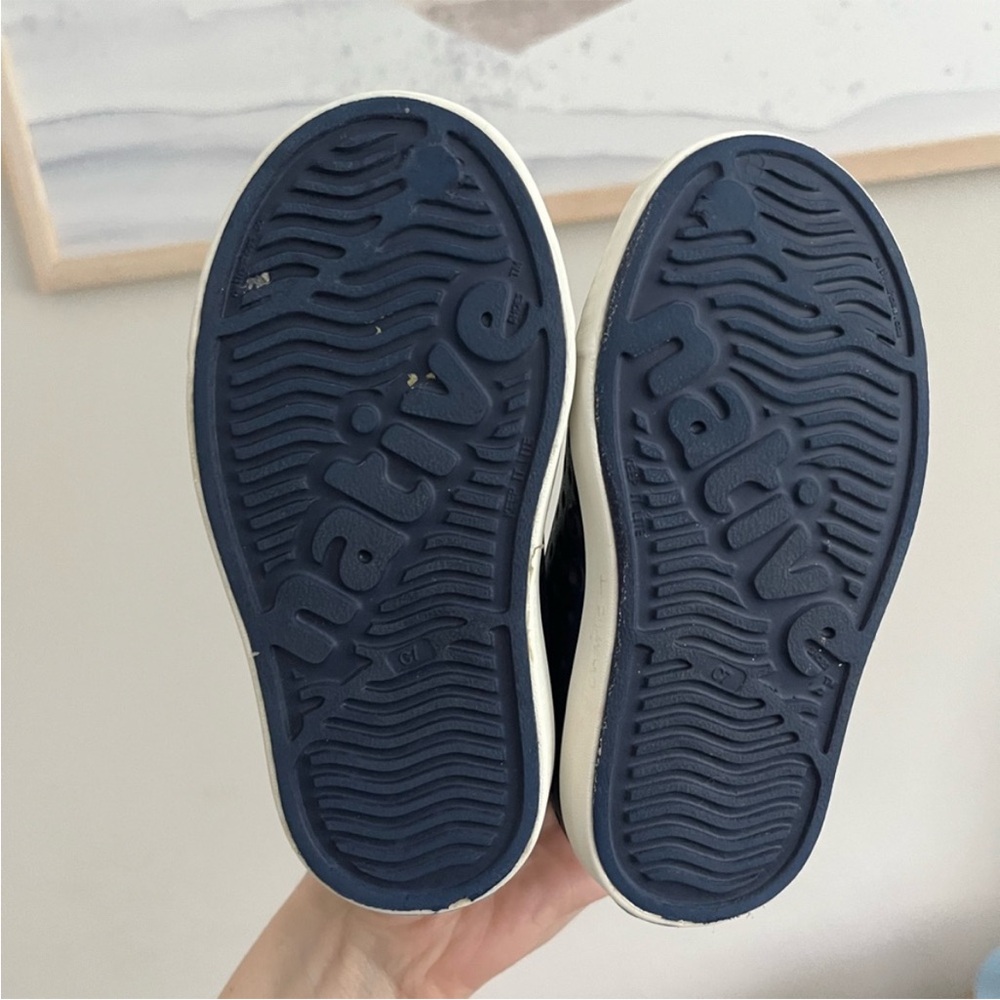 • native shoes • - Picture 3 of 5
